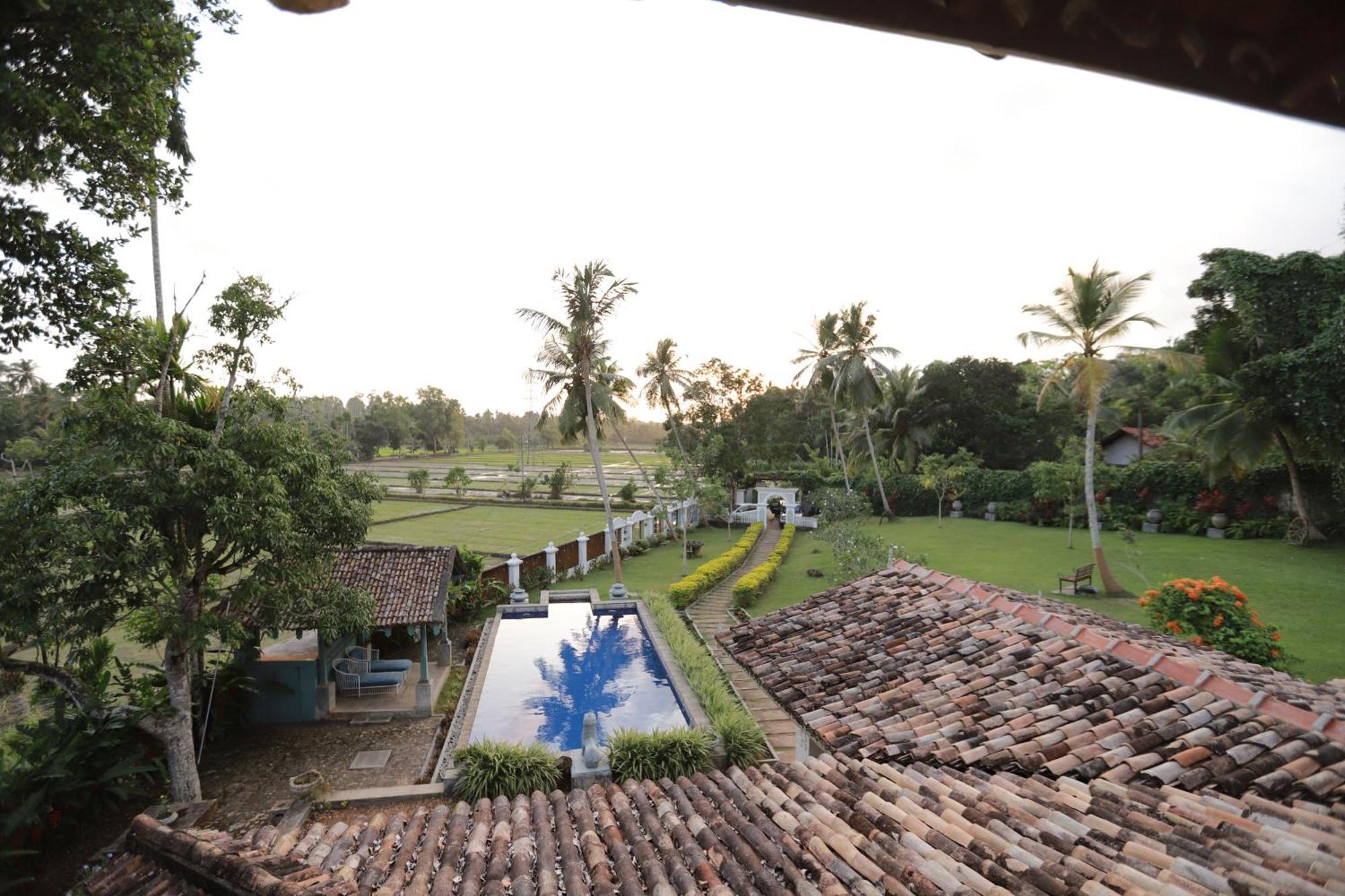 Villa Kubura Hikkaduwa Exterior foto